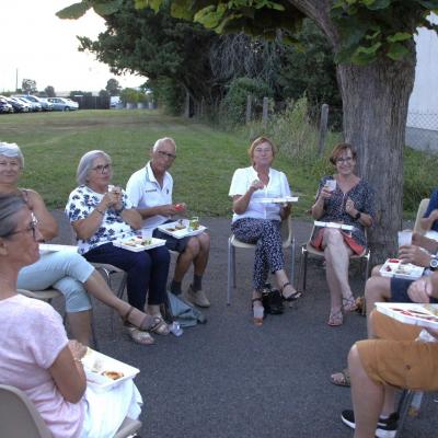 AG 2024 le repas en plein air