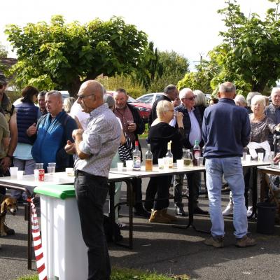 L'apero de la marche des noyers