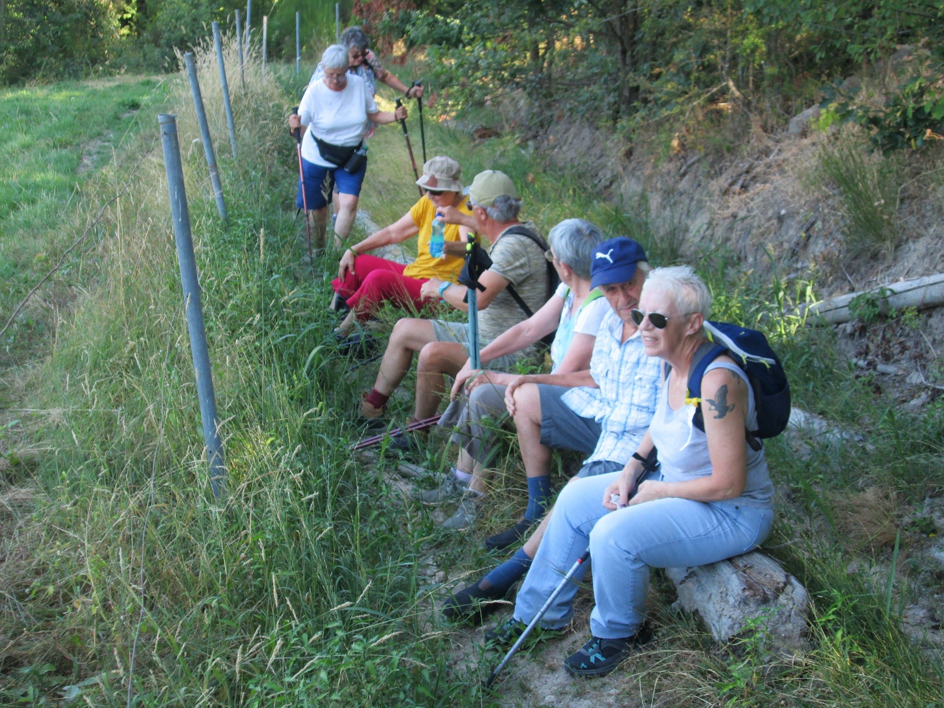 Pause sur la marche d'Aubusson d'Auvergne