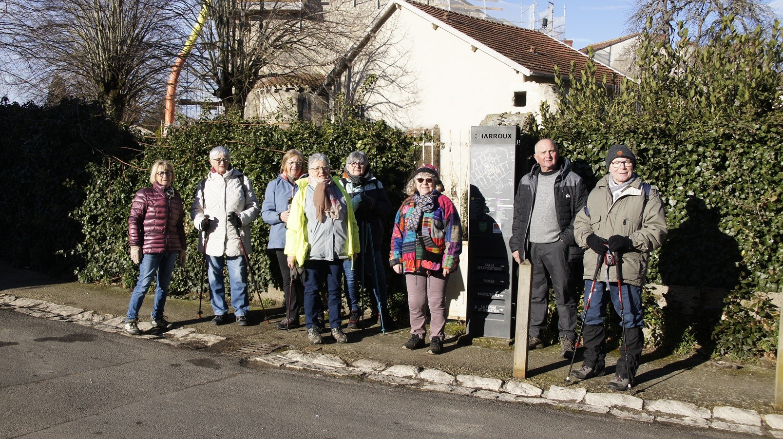 Randonneurs des 7 kms à Charroux