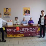 Remise du chèque pour le telethon